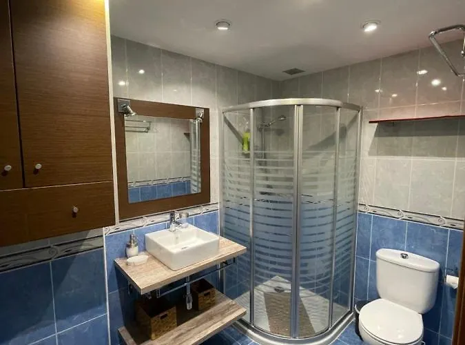 Ronda San Anton 아파트 *